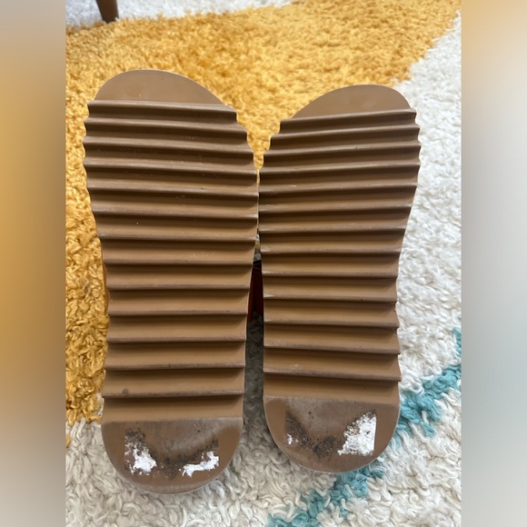 GORGEOUS Cognac leather Tamara Mellon Sandals - adjustable two straps! - Picture 2 of 6